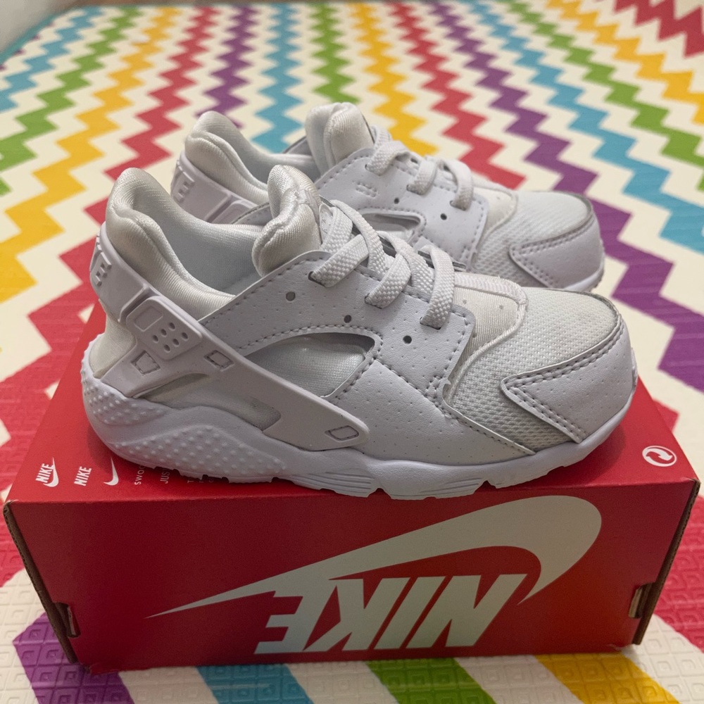 Nike shoes kids